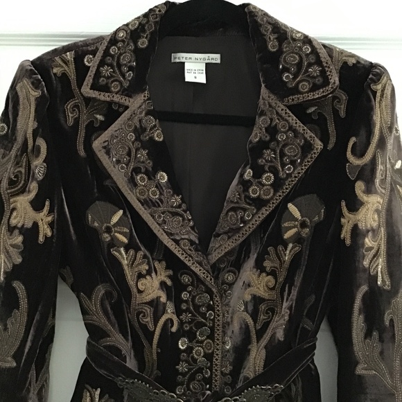 Fabulous dark brown embroidered short velvet jacket size 8 (fits size 6) NWT - Picture 3 of 9